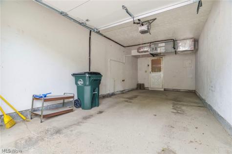 13622 Oakbrook Drive North Royalton OH 44133