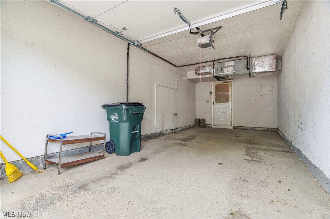 13622 Oakbrook Drive North Royalton OH 44133