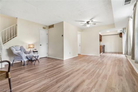 13622 Oakbrook Drive North Royalton OH 44133