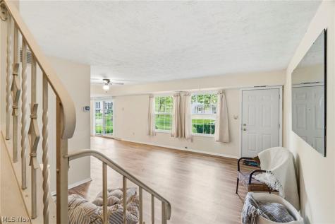 13622 Oakbrook Drive North Royalton OH 44133