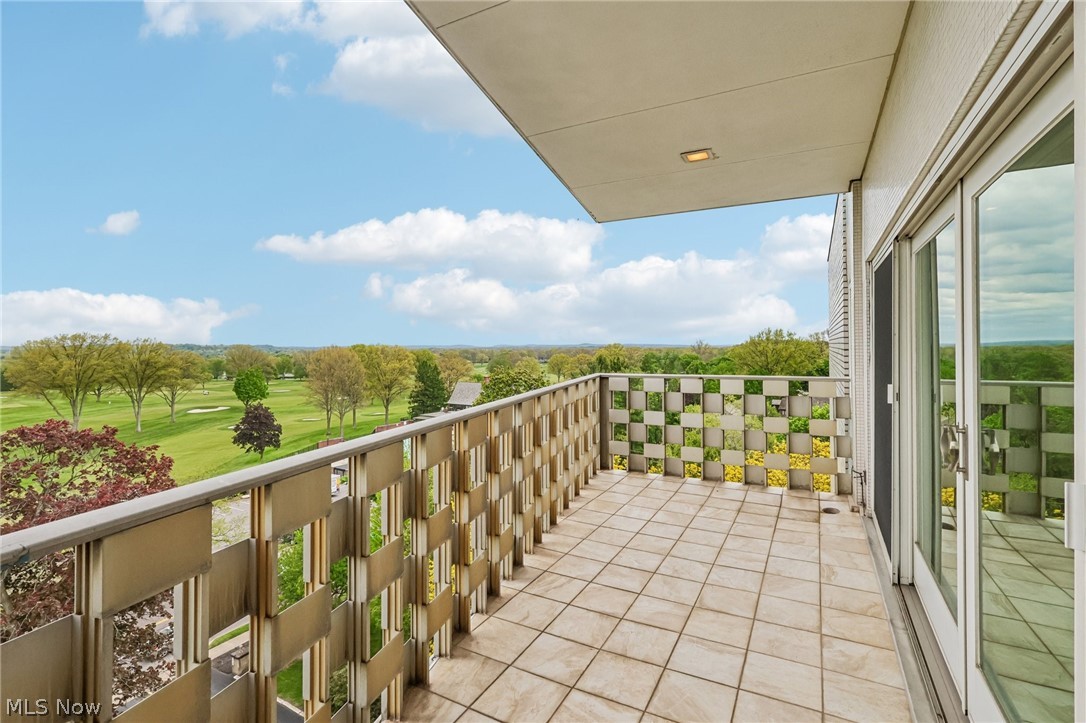 275 N Portage Path Akron OH 44303