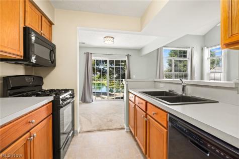 2806 Canvasback Circle Akron OH 44319