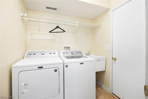 2806 Canvasback Circle Akron OH 44319