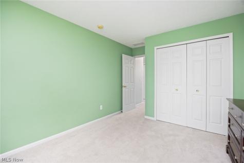 2806 Canvasback Circle Akron OH 44319
