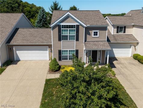 2806 Canvasback Circle Akron OH 44319