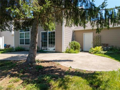2806 Canvasback Circle Akron OH 44319