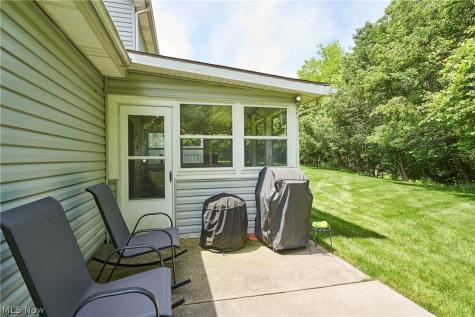 251 Westberry Circle Tallmadge OH 44278