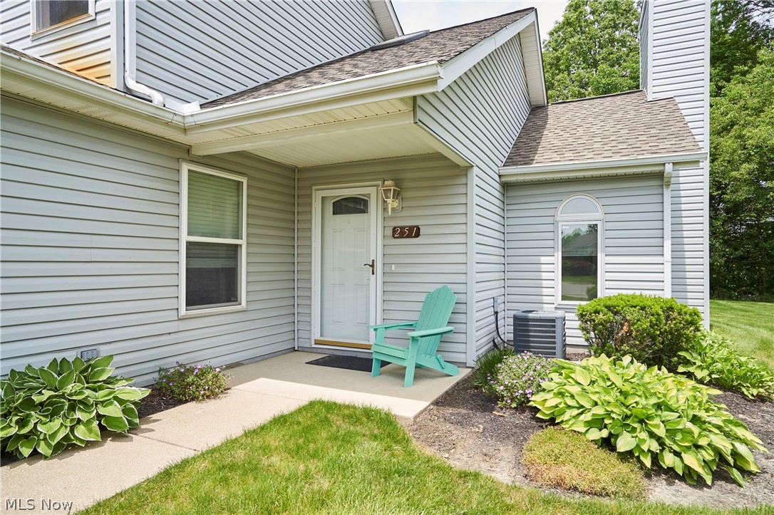 251 Westberry Circle Tallmadge OH 44278