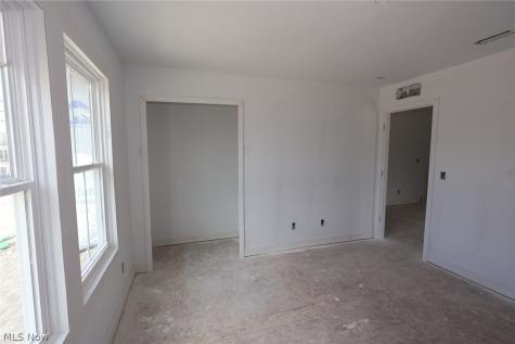 5095 Shepherds Glen Willoughby OH 44094