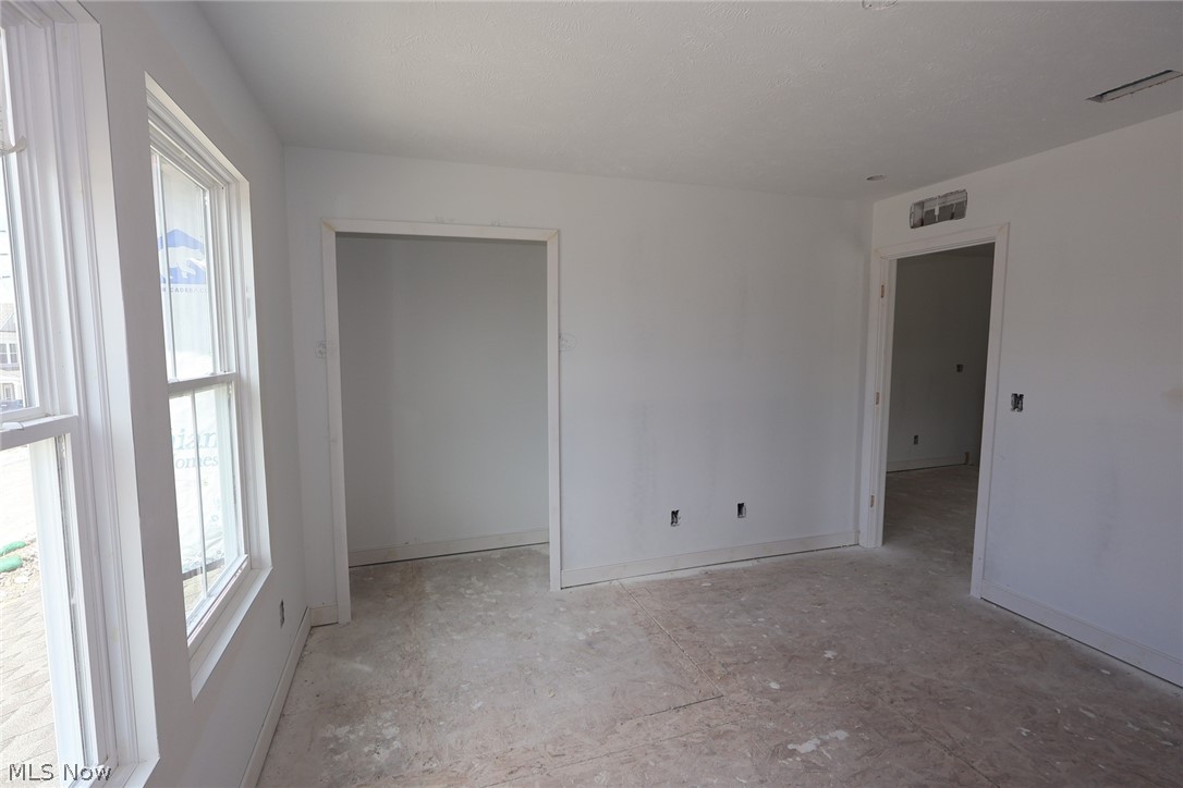 5095 Shepherds Glen Willoughby OH 44094