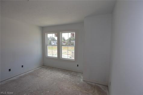 5095 Shepherds Glen Willoughby OH 44094
