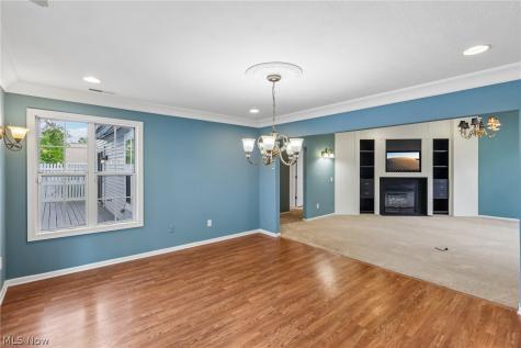 838 Lynnhaven Lane Akron OH 44313