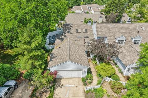 838 Lynnhaven Lane Akron OH 44313