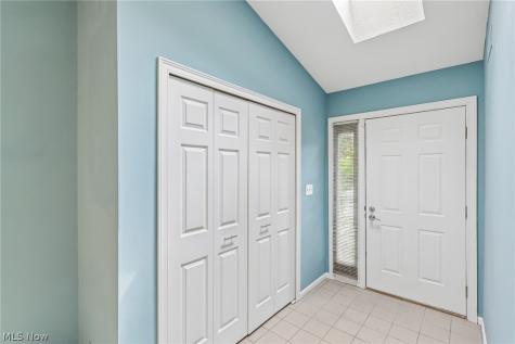 838 Lynnhaven Lane Akron OH 44313