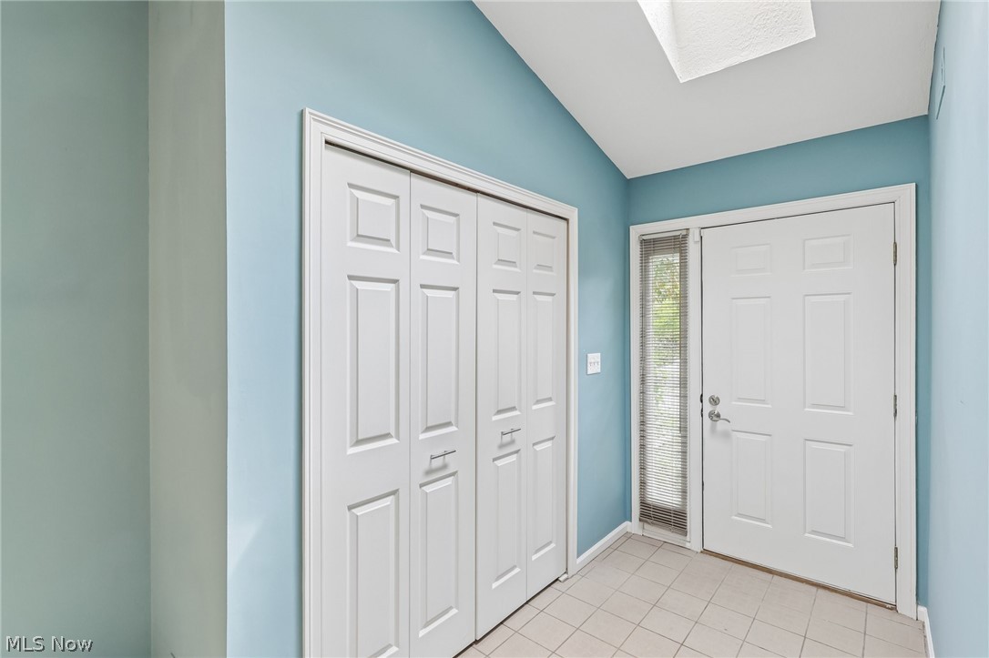 838 Lynnhaven Lane Akron OH 44313