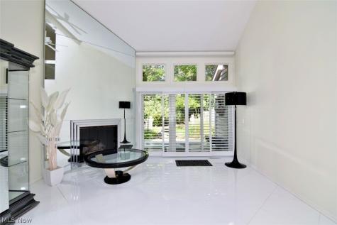 7 Saratoga Court Beachwood OH 44122