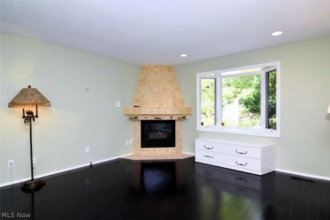 7 Saratoga Court Beachwood OH 44122
