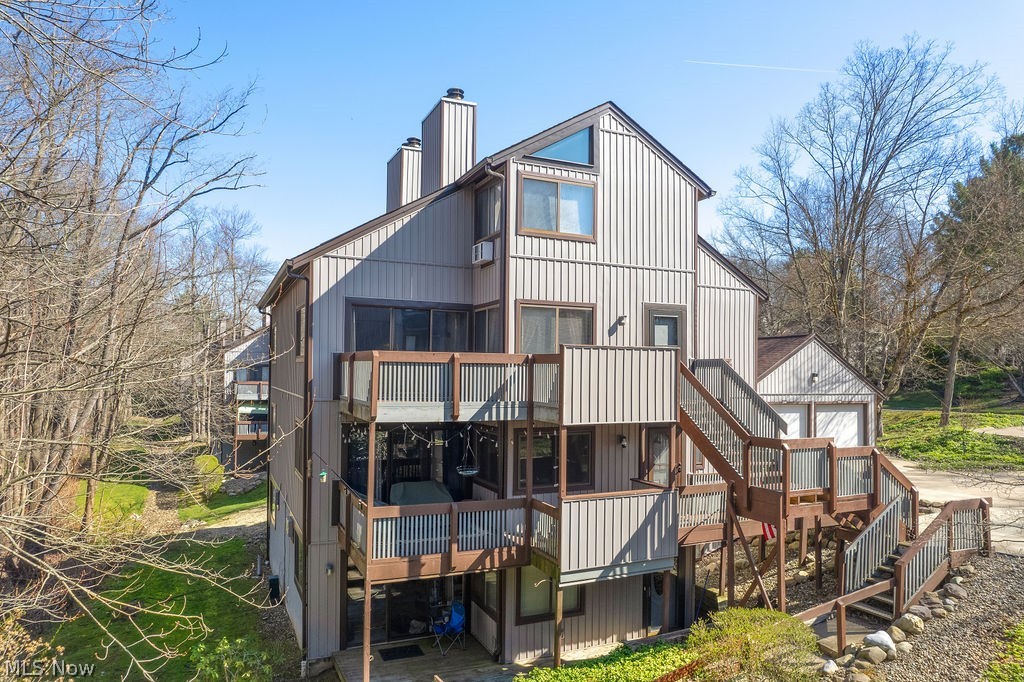 2110 Pinebrook Trail Cuyahoga Falls OH 44223