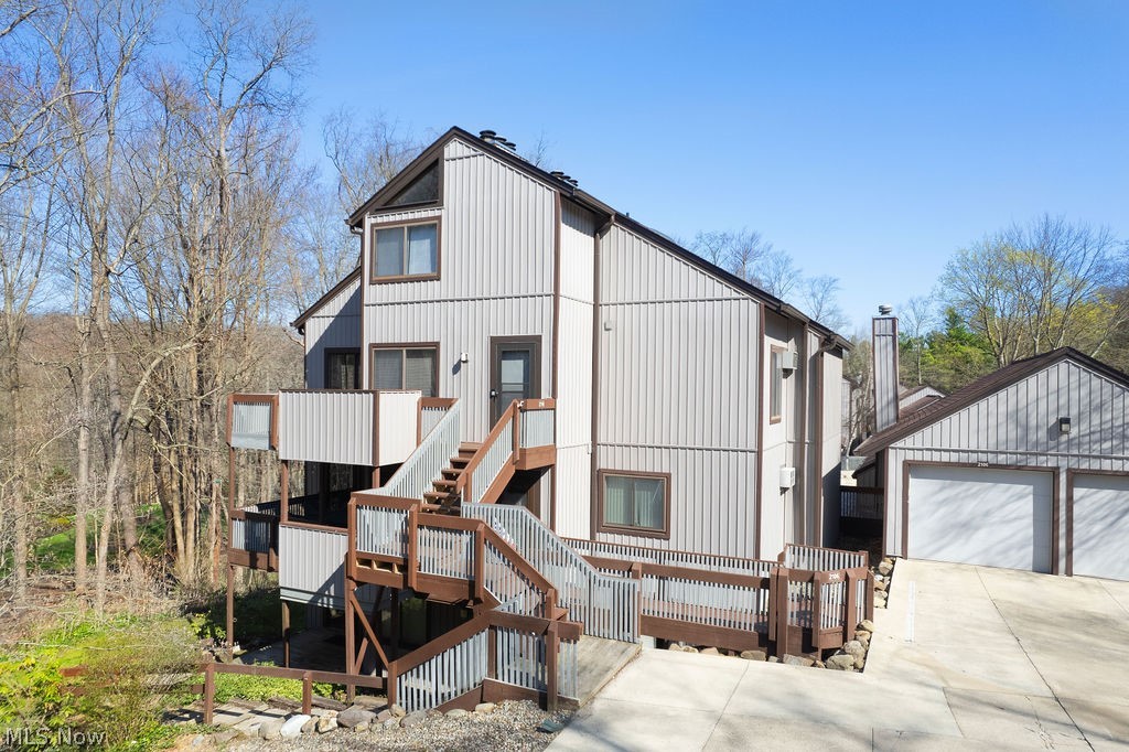 2110 Pinebrook Trail Cuyahoga Falls OH 44223