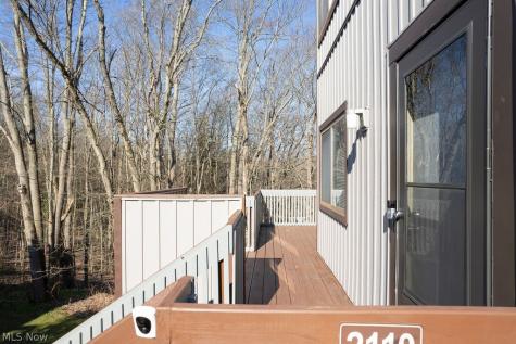 2110 Pinebrook Trail Cuyahoga Falls OH 44223