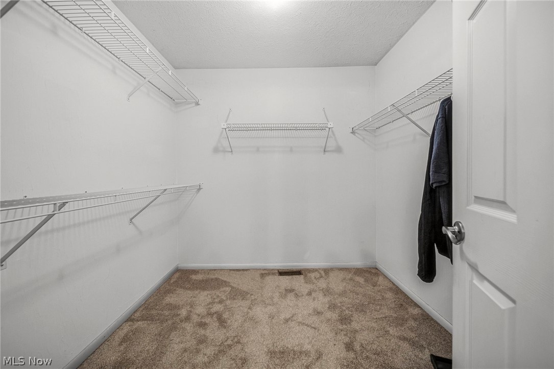 775 Hampton Circle Aurora OH 44202