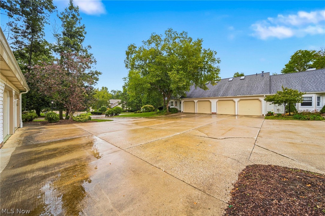 775 Hampton Circle Aurora OH 44202