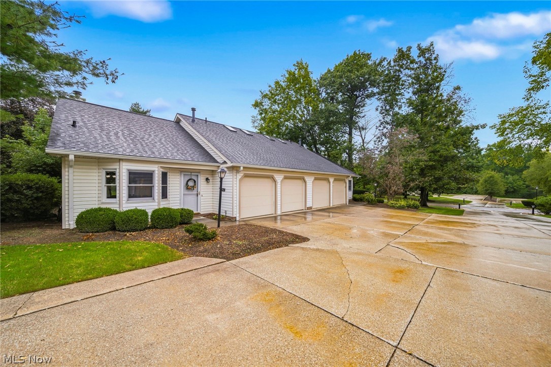 775 Hampton Circle Aurora OH 44202