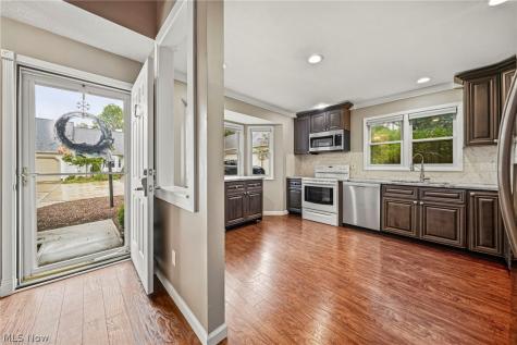 775 Hampton Circle Aurora OH 44202