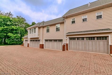 7470 Presley Avenue Mentor OH 44060
