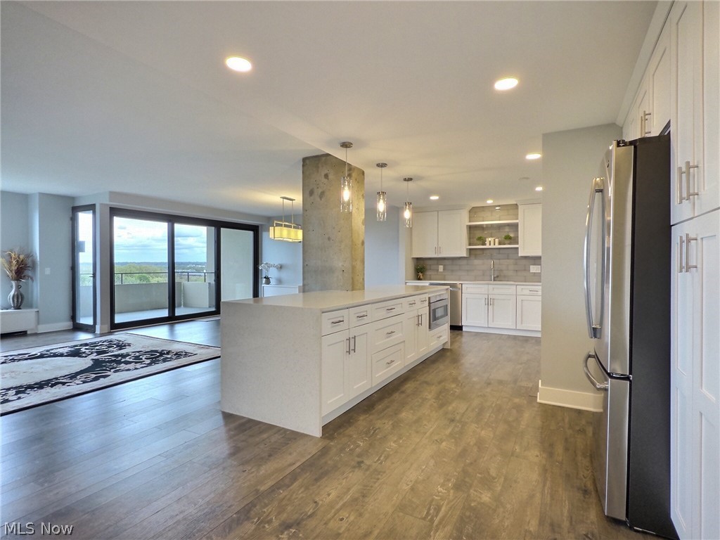1 Bratenahl Place Bratenahl OH 44108