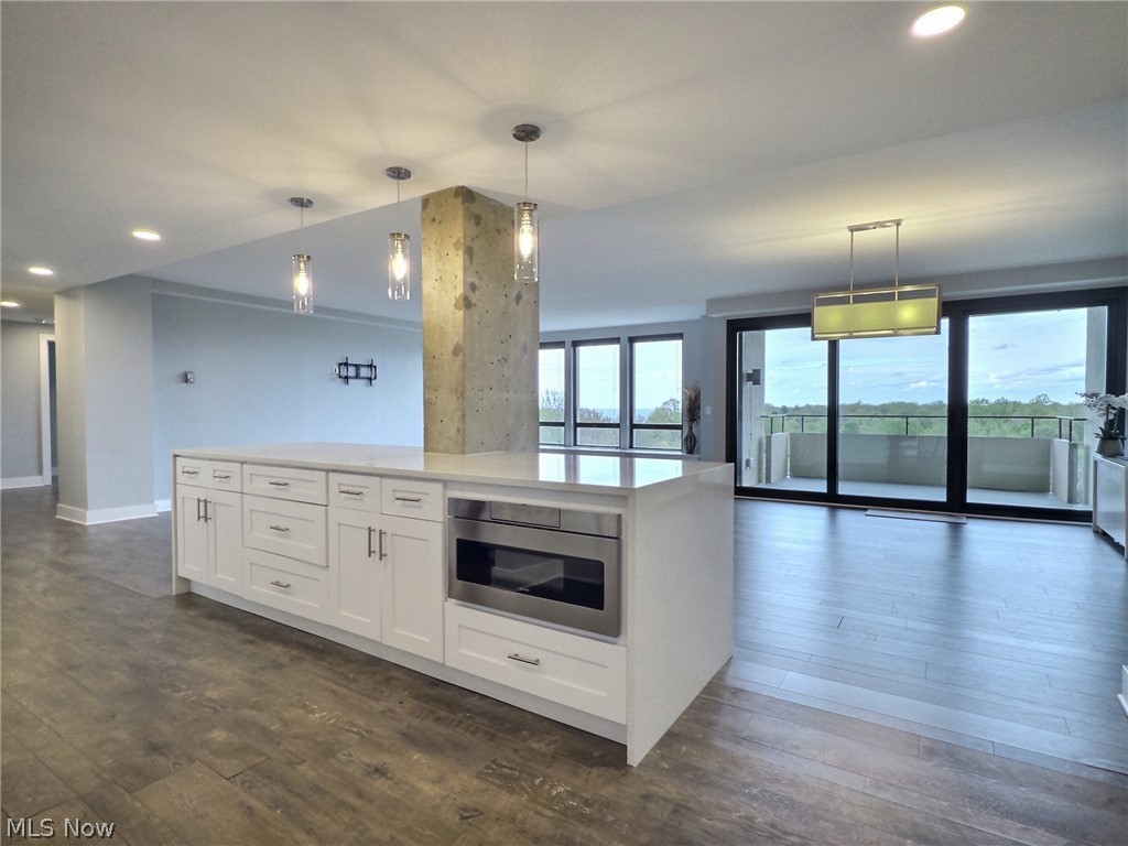 1 Bratenahl Place Bratenahl OH 44108