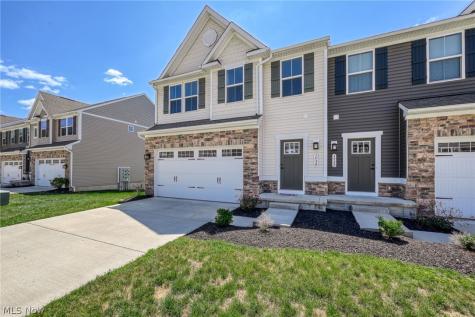 1534 Spruce Hill Drive Stow OH 44224