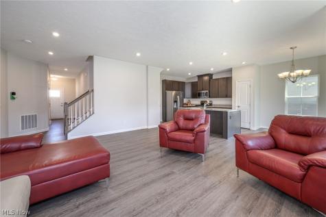 1534 Spruce Hill Drive Stow OH 44224