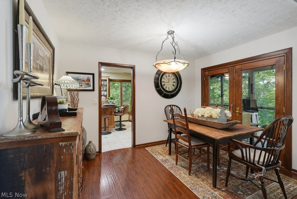 944 Trimble Place Sagamore Hills OH 44067
