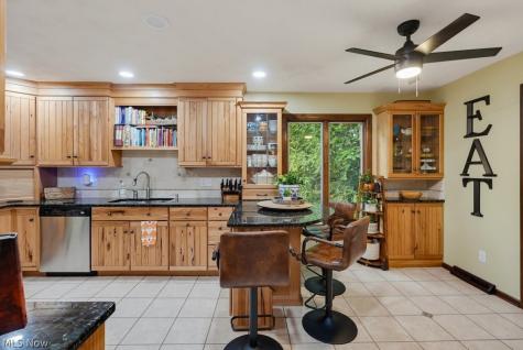 944 Trimble Place Sagamore Hills OH 44067