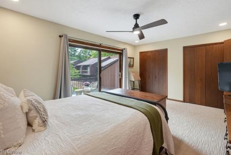 944 Trimble Place Sagamore Hills OH 44067