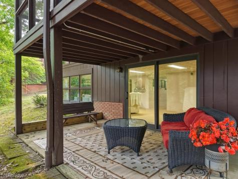 944 Trimble Place Sagamore Hills OH 44067