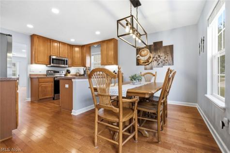 37022 Fairfield Lane North Ridgeville OH 44039