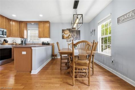 37022 Fairfield Lane North Ridgeville OH 44039