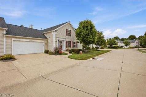 37022 Fairfield Lane North Ridgeville OH 44039