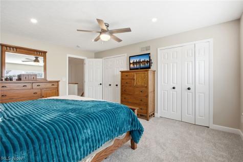 37022 Fairfield Lane North Ridgeville OH 44039