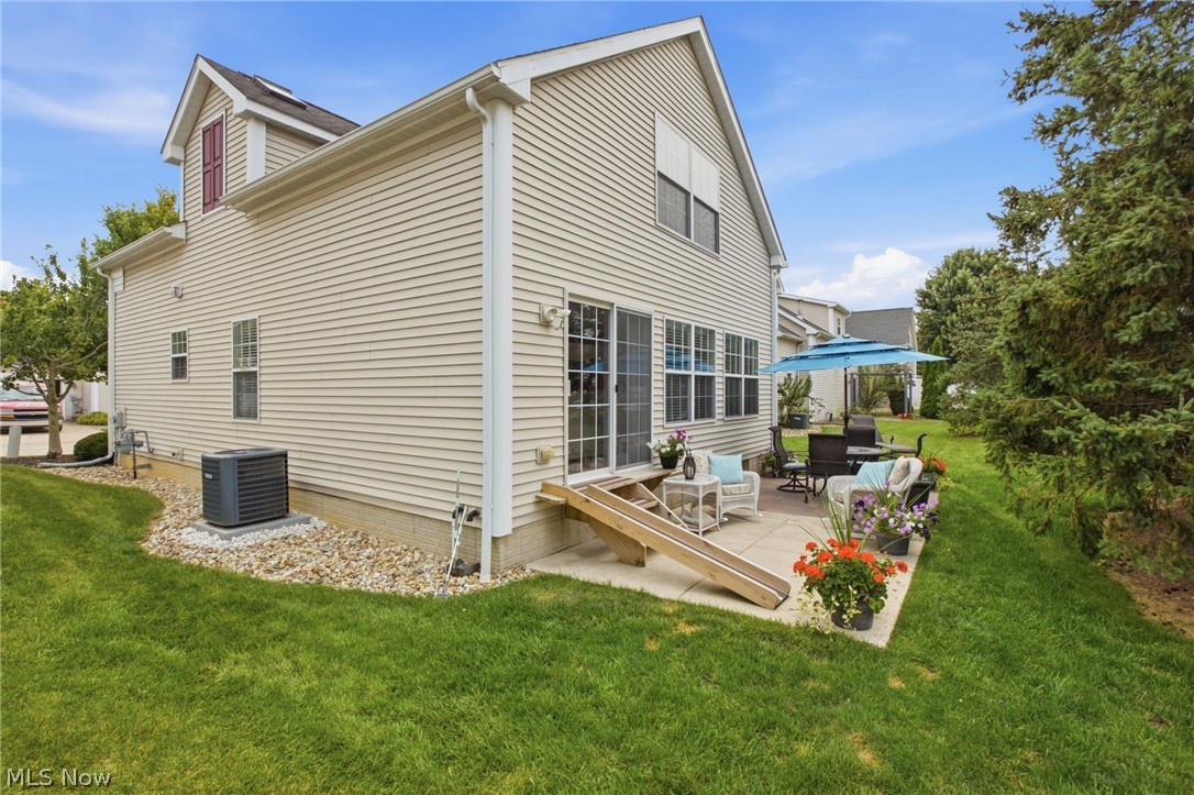 37022 Fairfield Lane North Ridgeville OH 44039