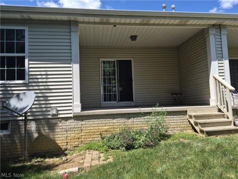 1077 Cookhill Circle Akron OH 44312