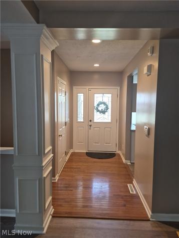 1077 Cookhill Circle Akron OH 44312