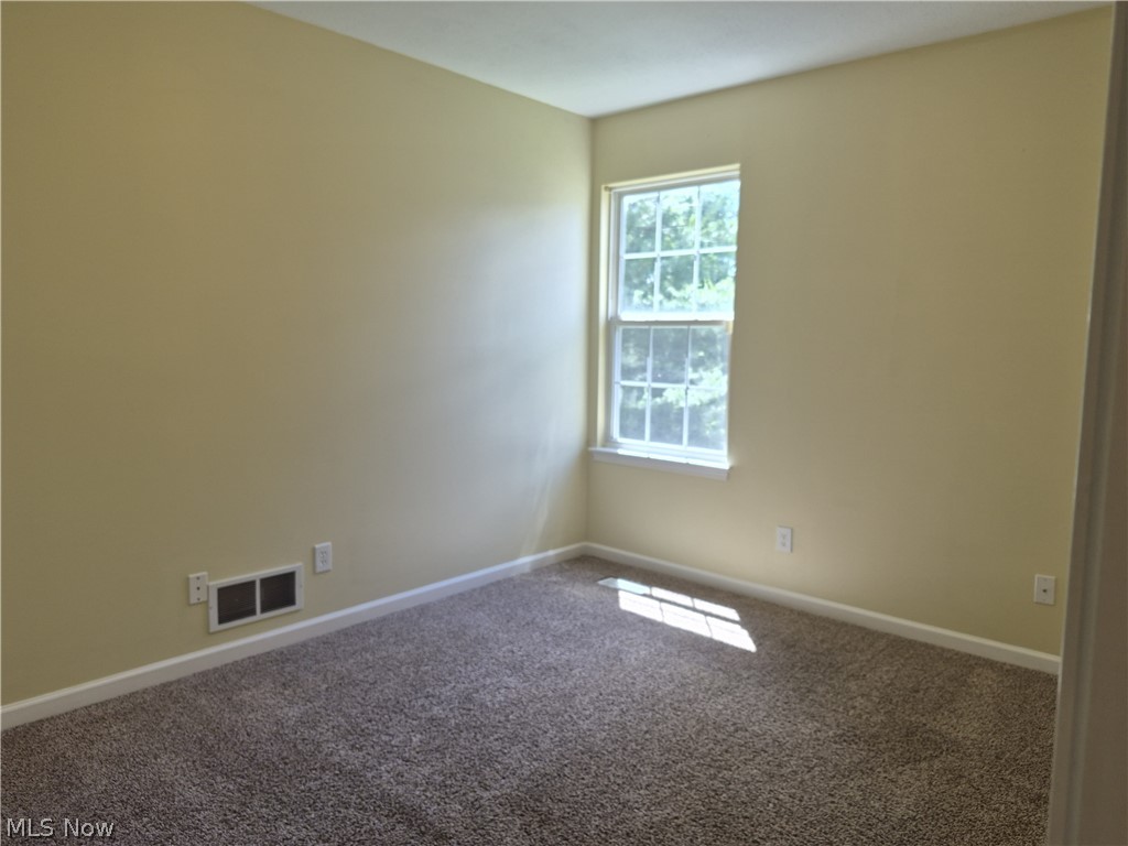 1077 Cookhill Circle Akron OH 44312