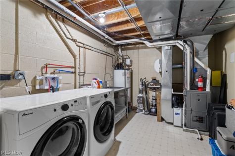 20520 Detroit Road Rocky River OH 44116