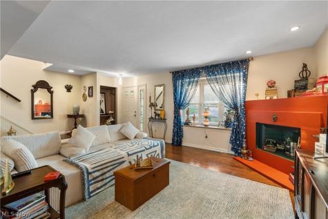 20520 Detroit Road Rocky River OH 44116