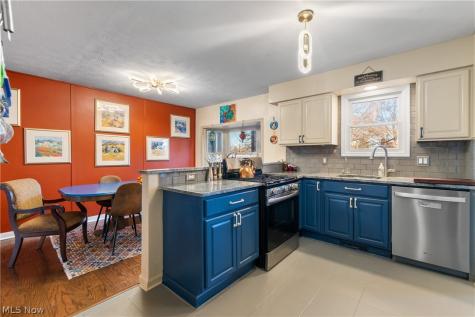 20520 Detroit Road Rocky River OH 44116