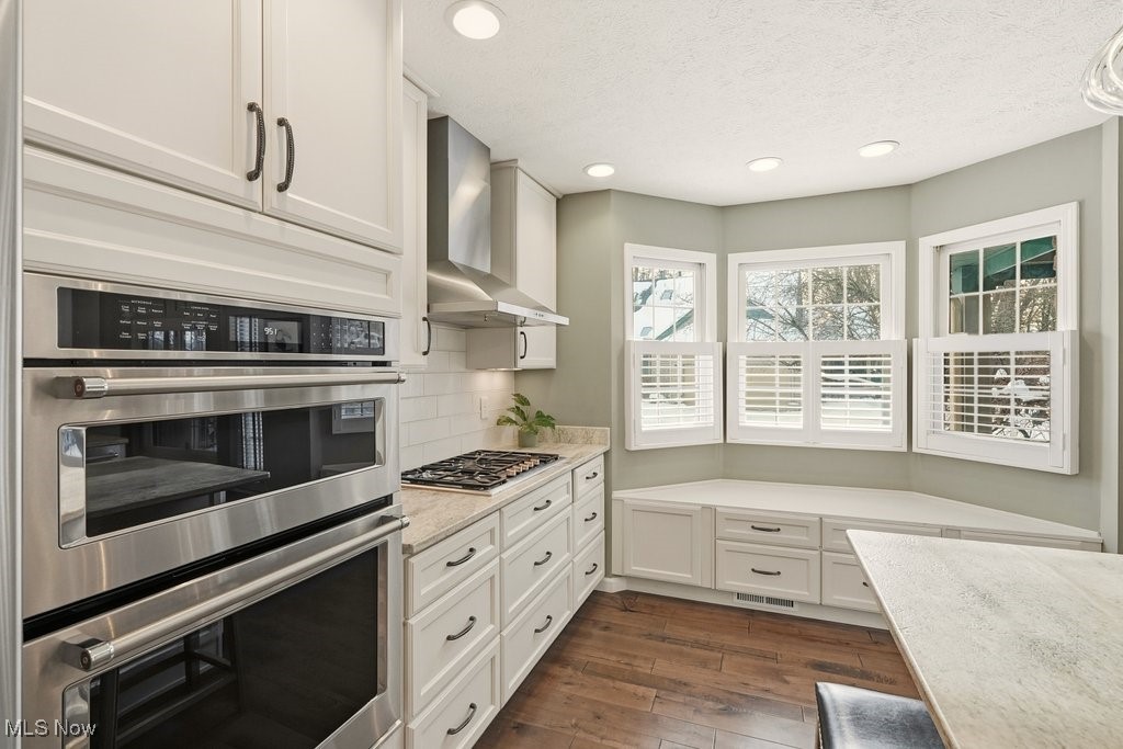 764 Hampton Court Sagamore Hills OH 44067