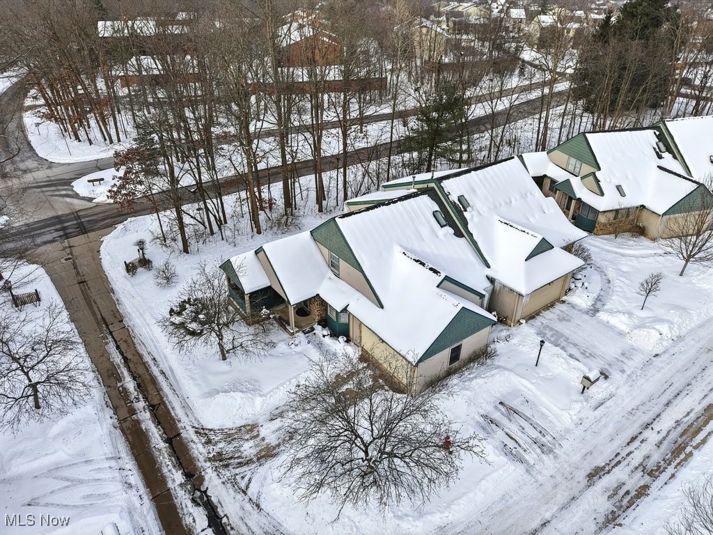 764 Hampton Court Sagamore Hills OH 44067